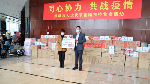 直击鲜场 | 钱大妈向深圳市沙头街道抗疫一线捐赠1400箱物资，同心协力共战疫情！